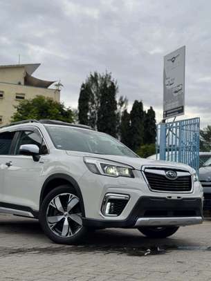 Subaru Forester E-Boxer 2019 Sunroof AWD image 2