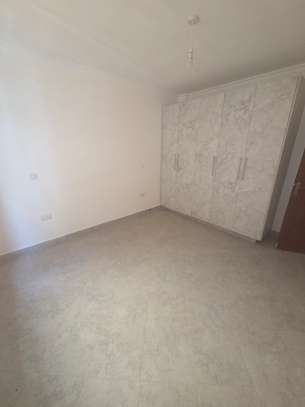 Bright 2-Bedroom Apartment Spacious Open Living image 8