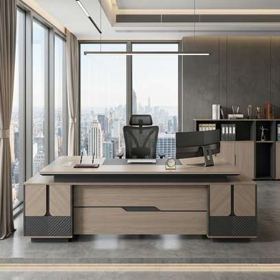Executive Desks : 2400mm Executive Office Desk image 4