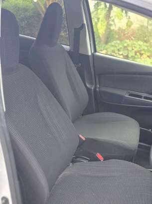 TOYOTA VITZ 2019 image 5