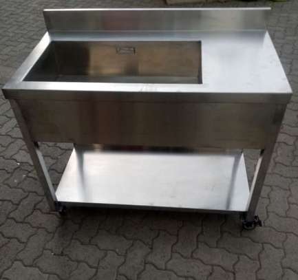 Single bowl sink image 2