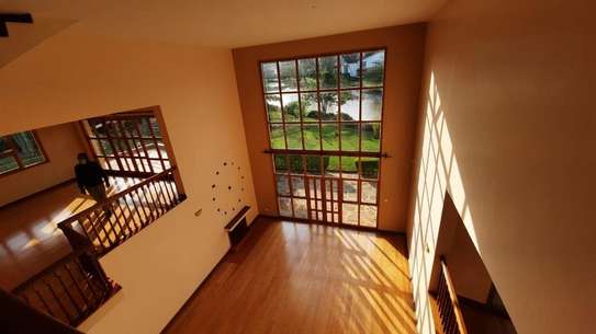 5 Bed Villa with En Suite in Karen image 2