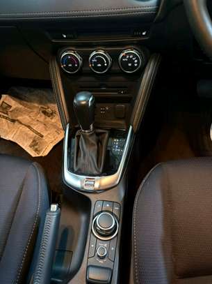 Mazda 2 petrol image 9