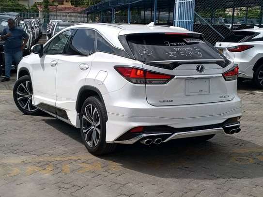 Lexus RX300 image 12