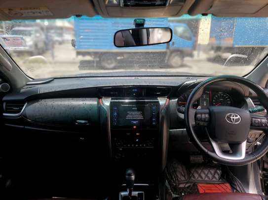 Toyota fortuner image 10
