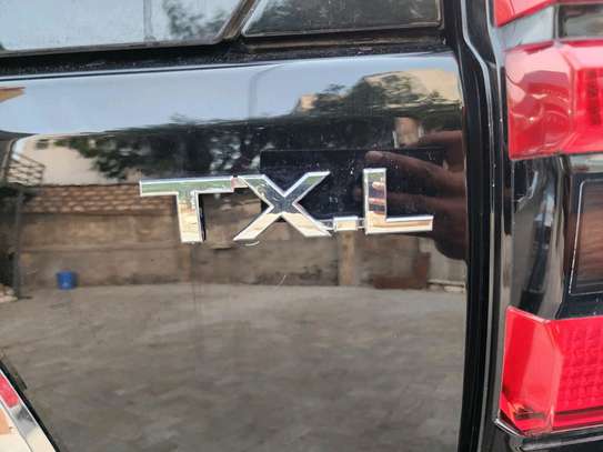 Toyota land Cruiser Prado TXl image 7