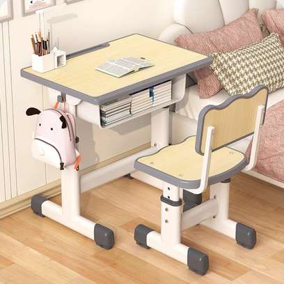 Kids Desk; Brown Kids Desk And seat in Maroo image 4