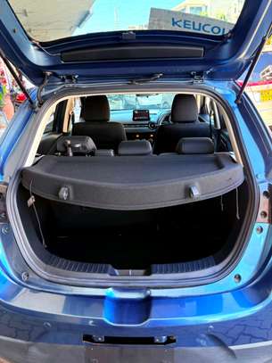 Mazda demio   petrol image 11