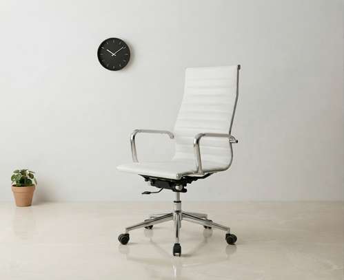 Office Chairs : PU Leather Executive Chair image 8
