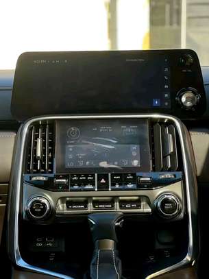 Lexus LX600 Grey SUV Luxury Spacious Powerful image 4
