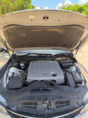 Toyota mark x image 4