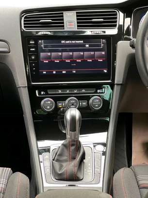 Volkswagen Golf 2018 White Hatchback Efficient Ride image 10