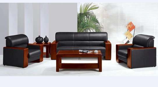 Leather 5 Seater Waiting Office Sofa image 2
