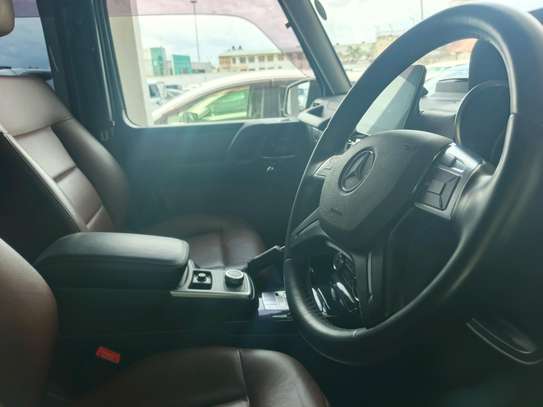 Mercedes Benz G 350d image 7