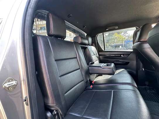 Toyota Hilux double cabin TRD 2019 image 2