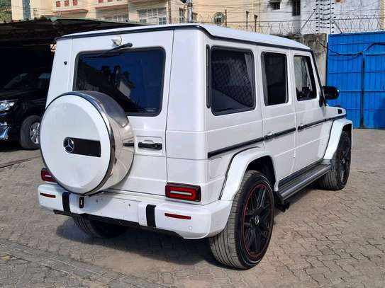 Mercedes Benz Gwagon G350D 2018 Facelift 2022 image 10