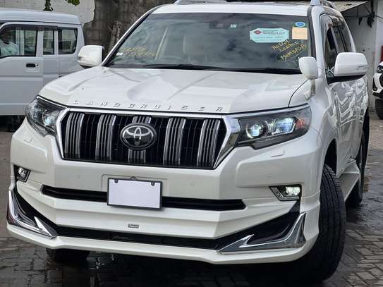 Toyota prado TXL 2021 Model with sunroof image 10