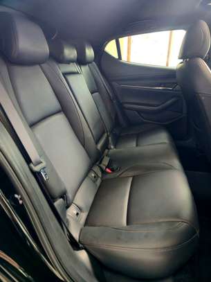 MAZDA AXELA SKYACTIV X image 6