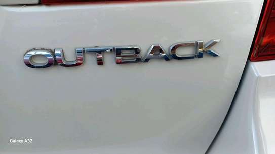 SUBARU OUTBACK 2018MODEL AWD image 2