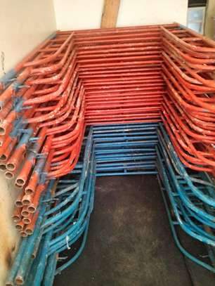 Hire scaffolds with experts image 2