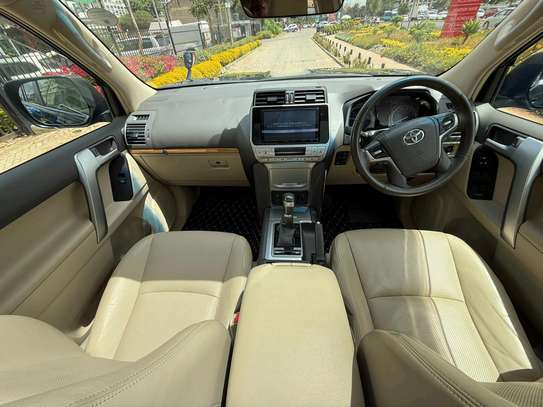 Make Toyota Land cruiser Prado TX black color fully loaded. image 6