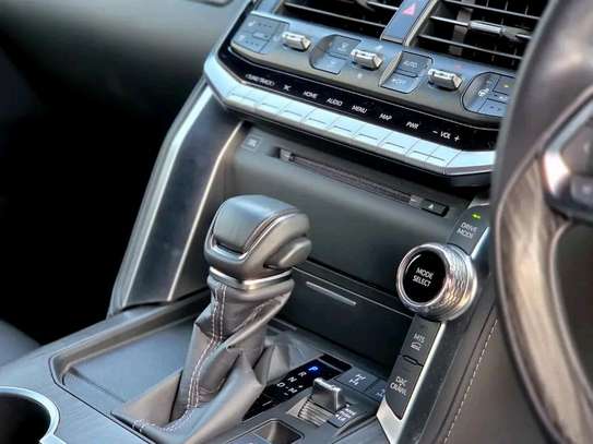 Toyota landcruiser GR image 5