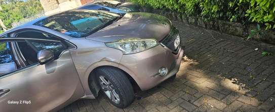 Peugeot 208 Grey Petrol Manual Compact City Car image 2