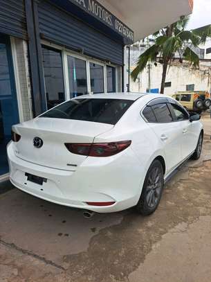 Mazda 3,2020,2wd(WE ACCEPT HIRE PURCHASE,DEPO 1M) image 3