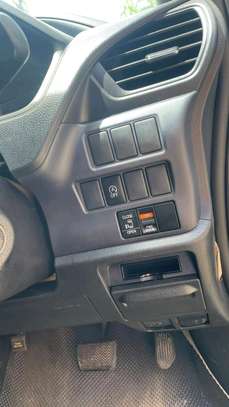 TOYOTA NOAH 2016MODEL 8 SEATER 2WD image 6