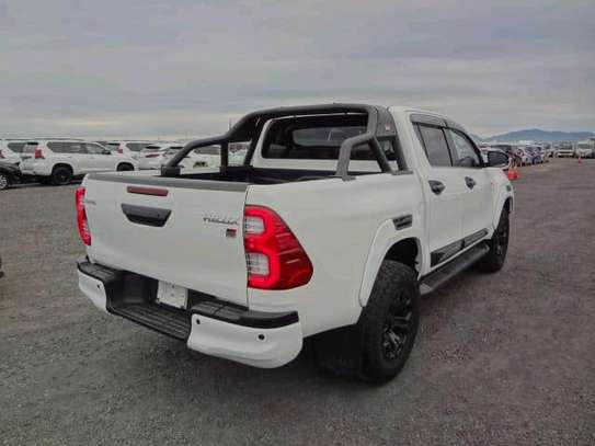 Toyota Hilux Double cabin 2018 4x4 image 10