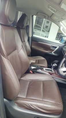 Toyota Fortuner ZV28 GD6 2018 image 9
