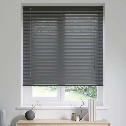 Aluminum venetian blinds image 3
