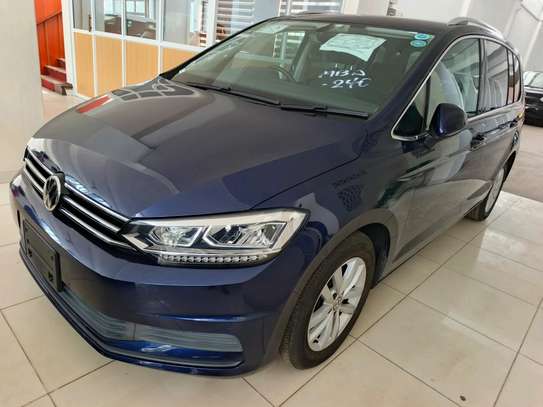 Volkswagen Touran image 3