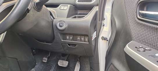 Suzuki Solio Hybrid white 2018 image 5