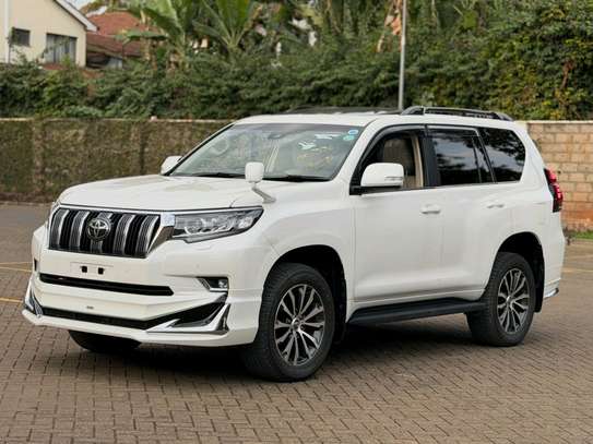 2021 Toyota Land Cruiser Prado TX-L image 3