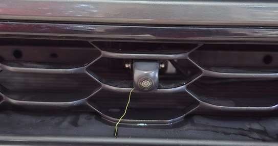 Toyota Hillux Double cabin image 4