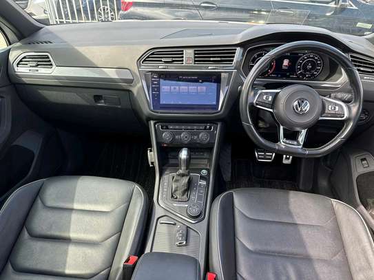 Volkswagen Tiguan R-line 2000cc 2018 image 6