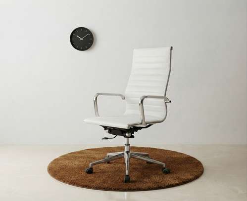 Office Chairs : PU Leather Executive Chair image 2