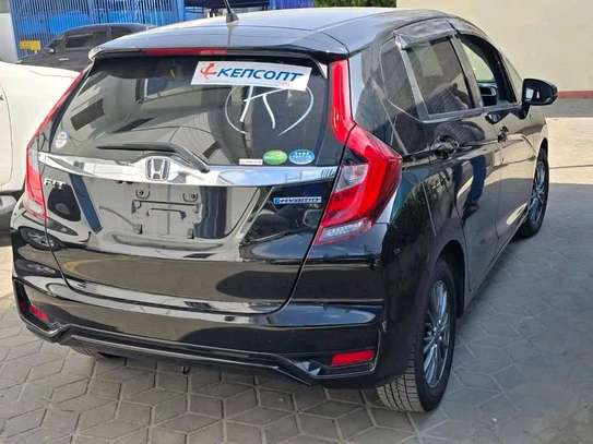 HONDA FIT HYBRID ,2020,2WD,( WE ACCEPT HIRE PURCHASE) image 5