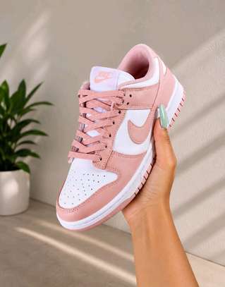 Sport shoes image 12