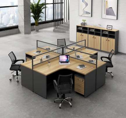 Curved 4 Way Office Workstation Desk image 3