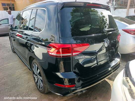 Volkswagen Touran image 8