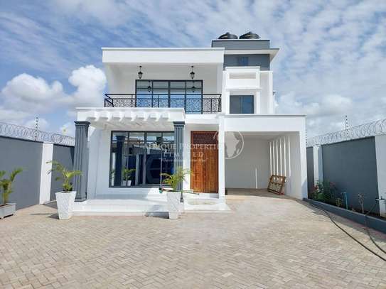 3 Bedroom Luxury Home On 1/8 Acre For Sale In Mtwapa, Coast image 14