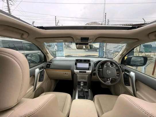 TOYOTA LANDCRUISER PRADO TX.L 2022MODEL SUNROOF PETROL image 6