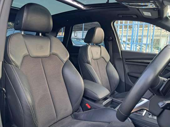 AUDI Q5S QUATTRO Sunroof Silver 2018 image 5
