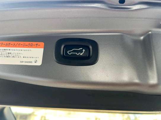Mitsubishi Outlander Sunroof 2019 image 12