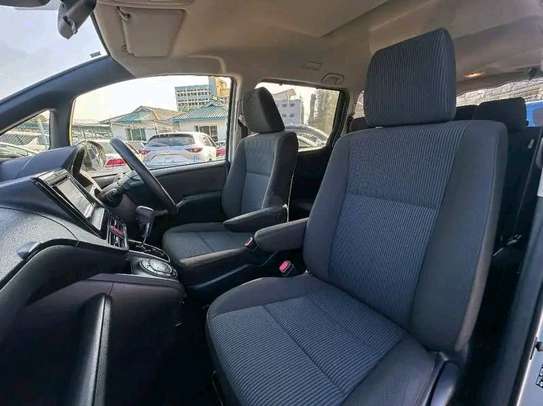 Toyota Voxy Silver Spacious Family Minivan image 7