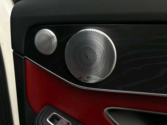 Mercedes benz C200 newshape image 4