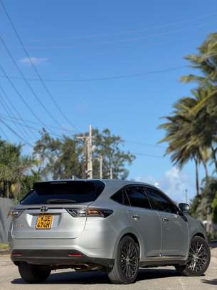 Toyota Harrier SUV Silver Reliable Smooth Ride image 2