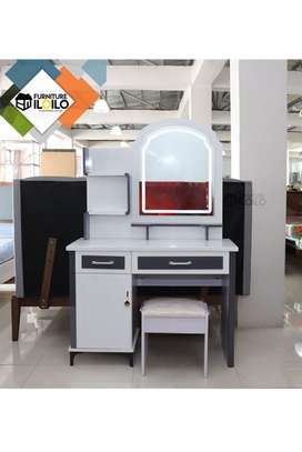 Modern Vanity Dressing Table With Led Lights image 2